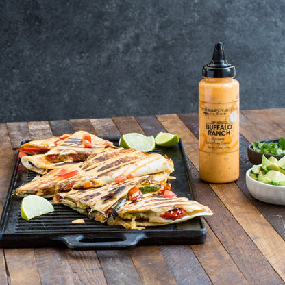 Buffalo Ranch Garnishing Squeeze